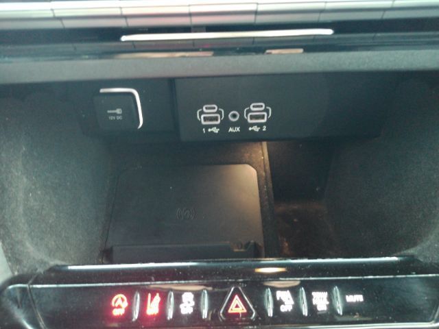 Used 2025 Jeep Wagoneer L Series II AWD/4WD image 49