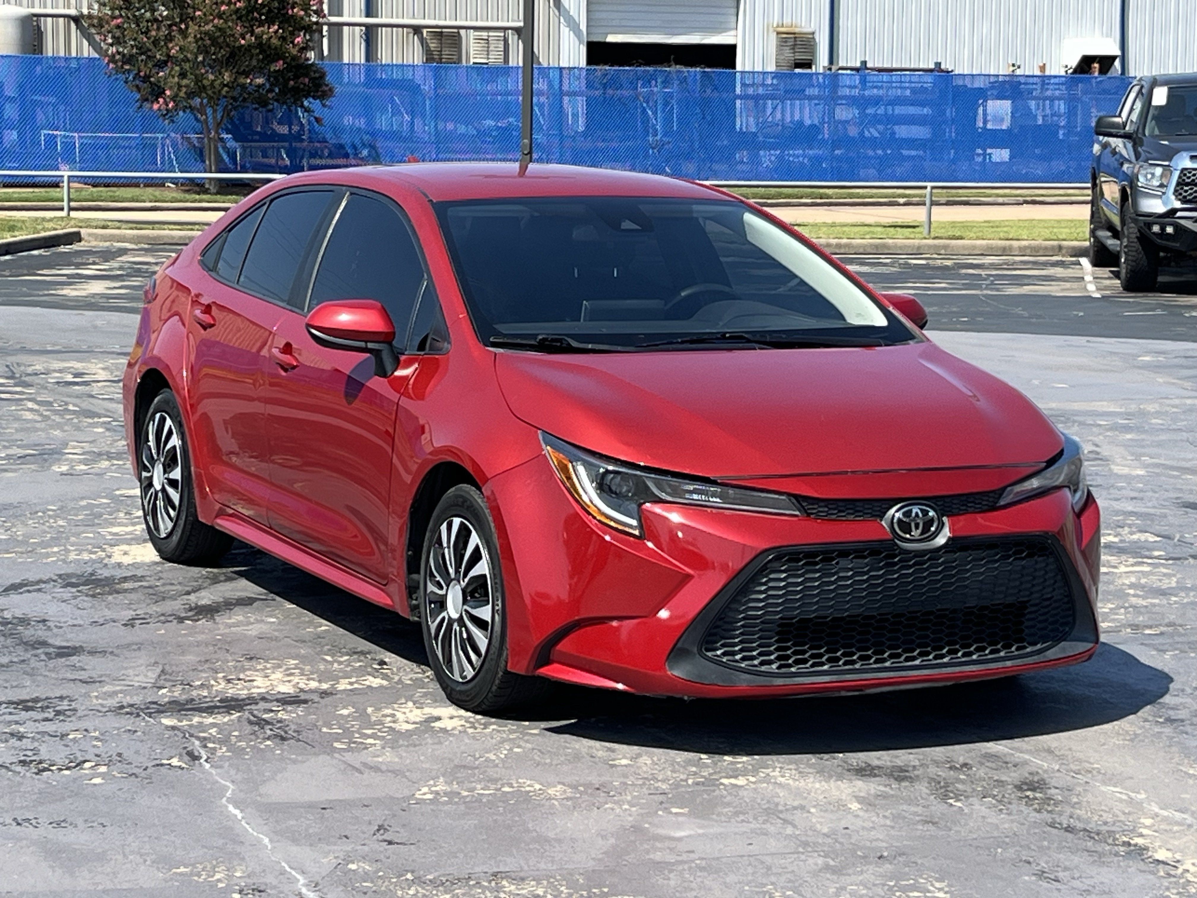 Used 2021 Toyota Corolla LE FWD image 5