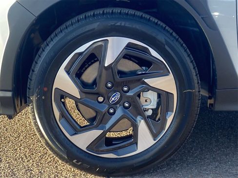 New 2025 Subaru Crosstrek 2.5i Limited w/ Popular Package #3A image 6