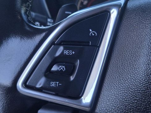Used 2023 Chevrolet Camaro LT RWD image 15