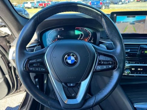 Used 2021 BMW 530i xDrive w/ Premium Package image 20
