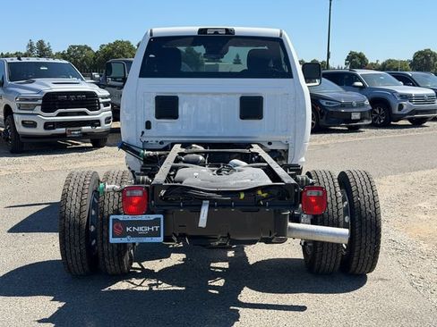 New 2026 RAM 4500 Tradesman AWD/4WD image 10