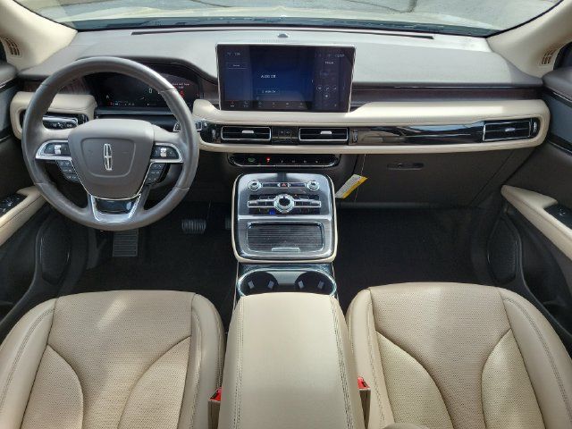 Used 2023 Lincoln Nautilus Reserve AWD/4WD image 26