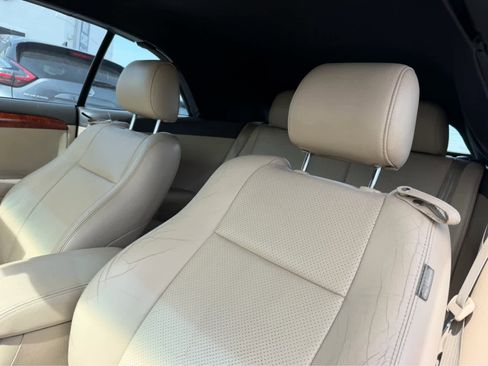 Used 2006 Toyota Solara SLE image 7