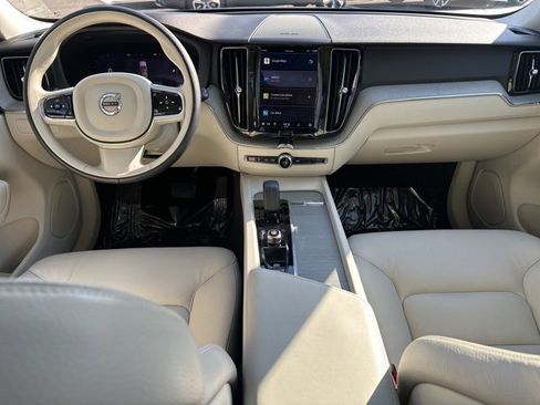 Certified 2023 Volvo XC60 B5 Plus w/ Protection Package Premier image 15