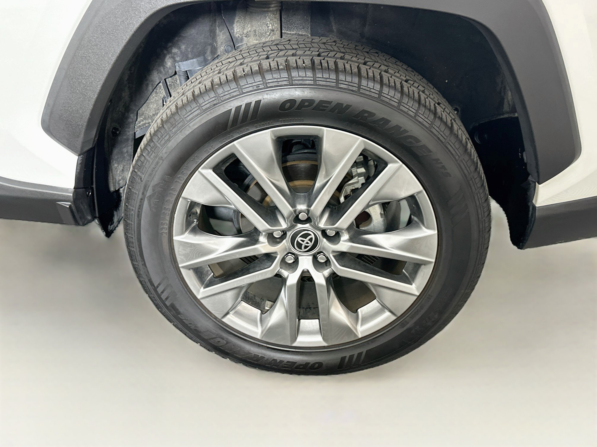 Used 2023 Toyota RAV4 XLE Premium AWD/4WD image 11