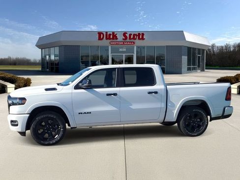 New 2026 RAM 1500 Big Horn w/ Night Edition AWD/4WD image 5