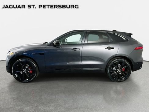 Used 2026 Jaguar F-PACE R-Dynamic S image 8