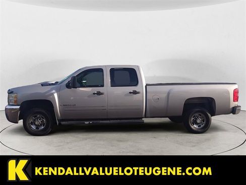 Used 2008 Chevrolet Silverado 2500 LT image 2