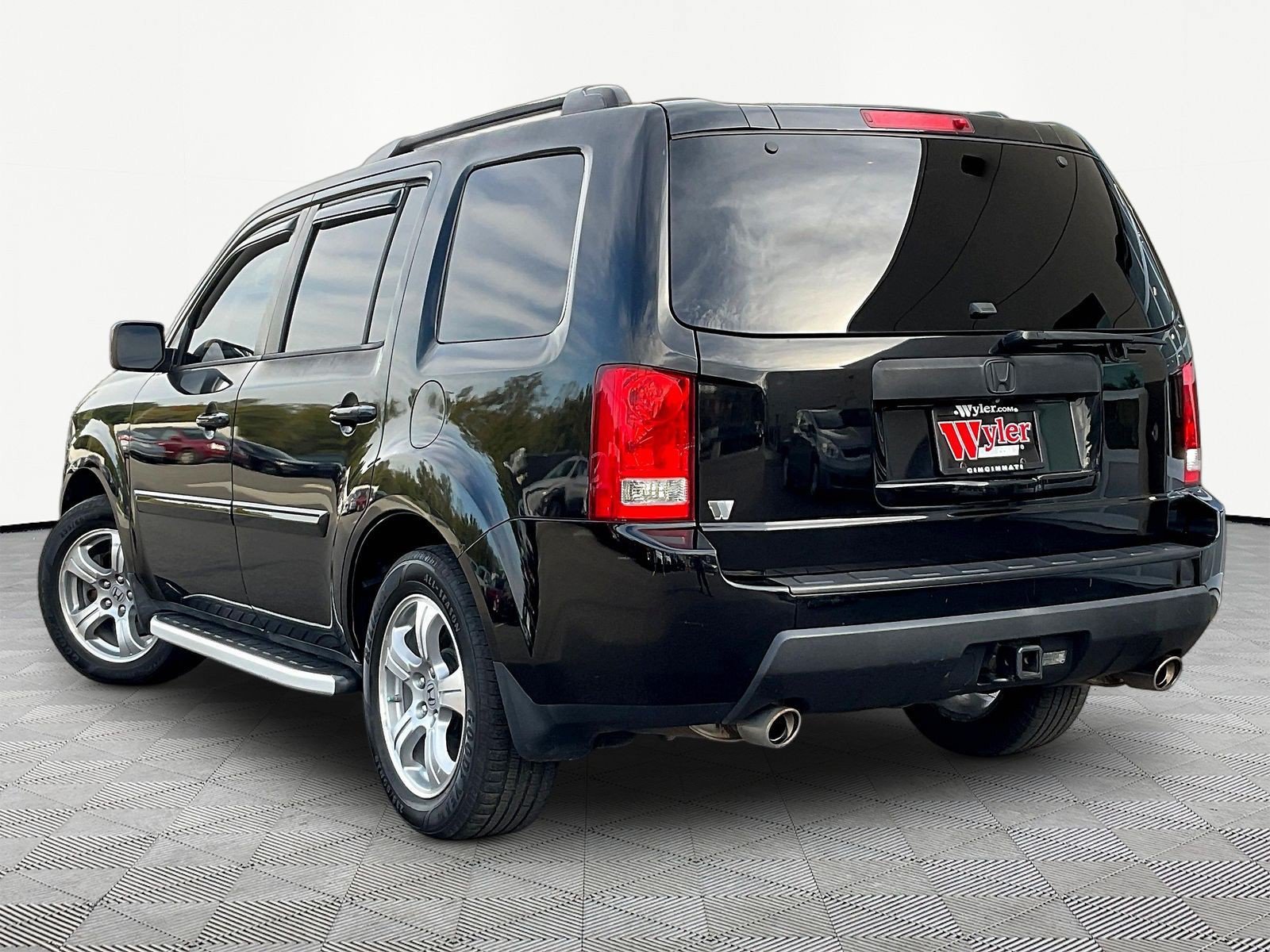 Used 2011 Honda Pilot EX-L image 4