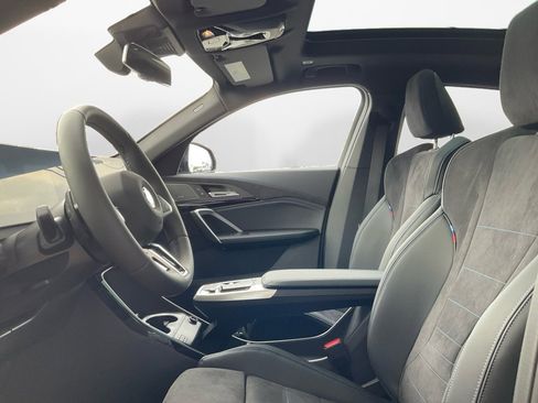 New 2026 BMW X2 xDrive28i w/ Technology Package image 9
