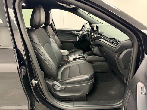 Used 2025 Ford Escape ST-Line Select image 10