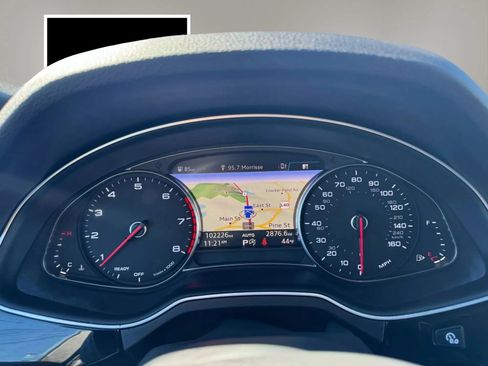 Used 2017 Audi Q7 3.0T Premium Plus image 16