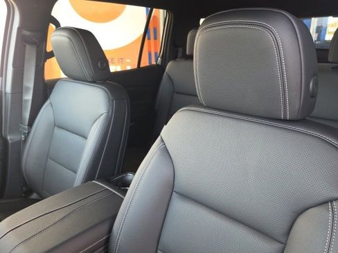 New 2026 Chevrolet Traverse LT w/ Driver Confidence Package image 14