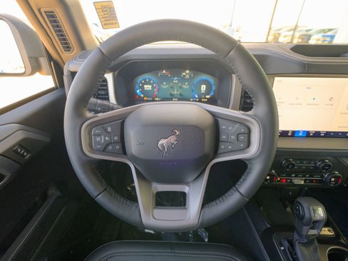 New 2025 Ford Bronco Outer Banks image 39