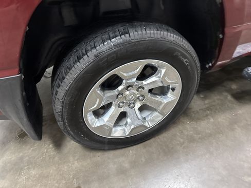 Used 2021 RAM 1500 Big Horn AWD/4WD image 40