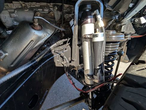 Used 2015 Jeep Wrangler Unlimited Rubicon image 45