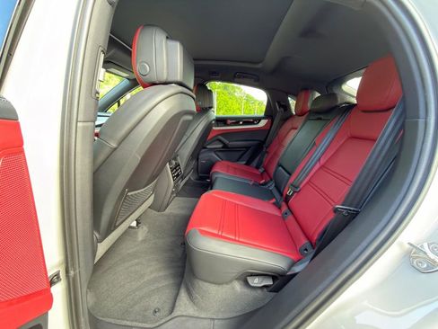 New 2026 Porsche Cayenne S image 16