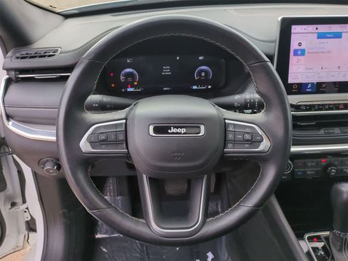 Used 2022 Jeep Compass High Altitude image 23