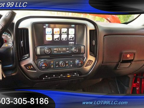 Used 2018 Chevrolet Silverado 1500 LT w/ All Star Edition image 22