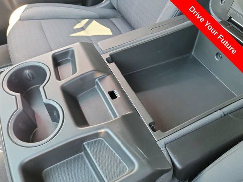 Used 2025 Chevrolet Silverado 1500 LT RWD image 14