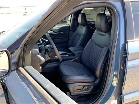 New 2026 Ford Explorer ST-Line image 9