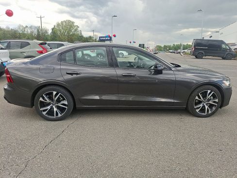 Certified 2024 Volvo S60 B5 Plus image 7