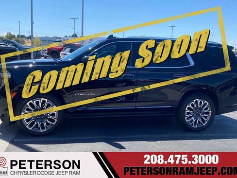 Used 2024 GMC Yukon Denali Ultimate AWD/4WD image 1