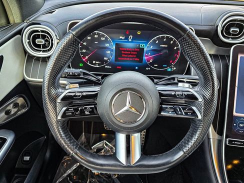 Used 2023 Mercedes-Benz GLC 300 4MATIC image 31