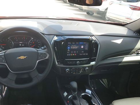Certified 2023 Chevrolet Traverse LT FWD image 18