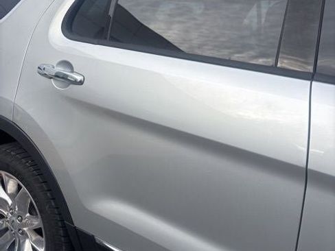 Used 2013 Ford Explorer XLT image 79