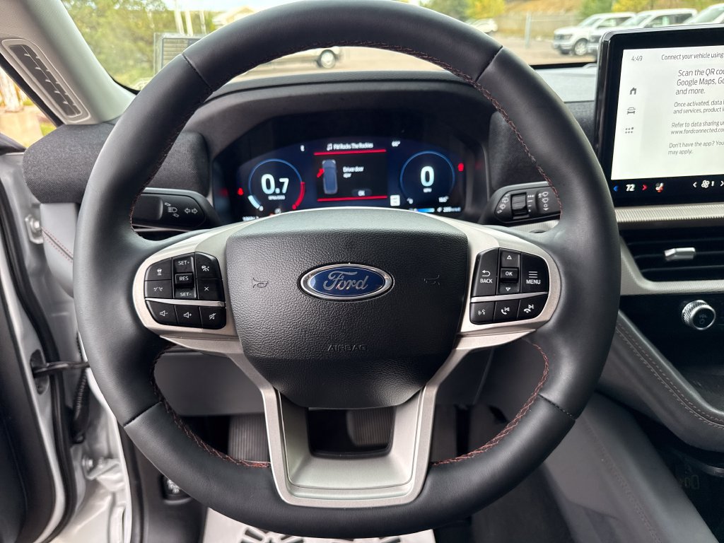 Used 2025 Ford Explorer Active w/ Active Comfort Package AWD/4WD image 15