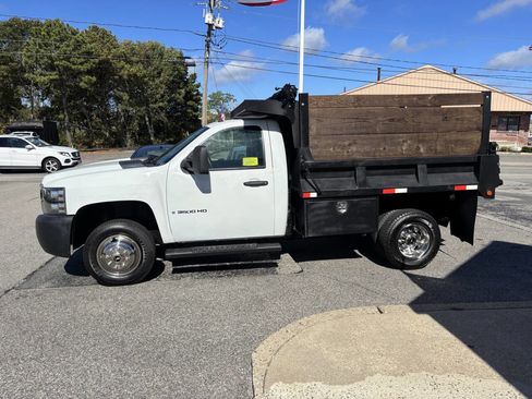 Used 2009 Chevrolet Silverado 3500 W/T w/ Snow Plow Prep Package image 3