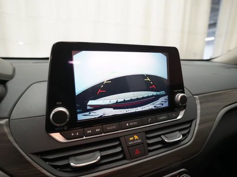 Certified 2023 Nissan Altima 2.5 SV image 18