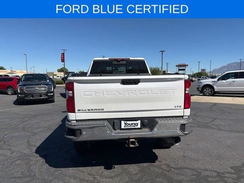 Used 2020 Chevrolet Silverado 3500 LTZ w/ LTZ Premium Package AWD/4WD image 9