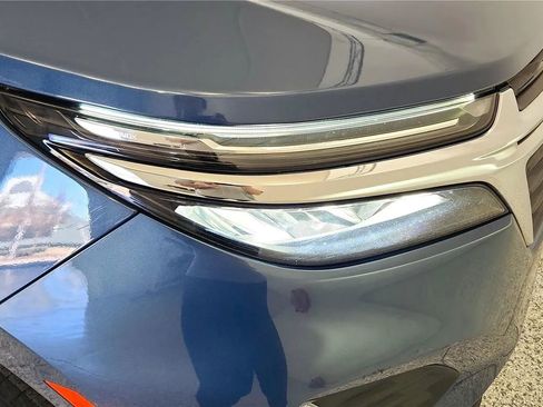 Used 2024 Chevrolet Equinox LT w/ LPO, Floor Liner Package FWD image 14