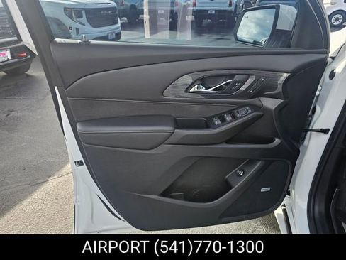 Certified 2023 Chevrolet Traverse High Country AWD/4WD image 10