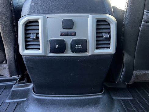 Used 2018 Ford F150 Lariat w/ Equipment Group 502A Luxury image 15