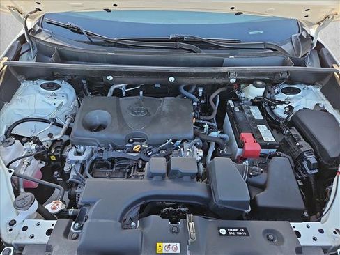 Used 2025 Toyota RAV4 XLE w/ Convenience Package FWD image 22