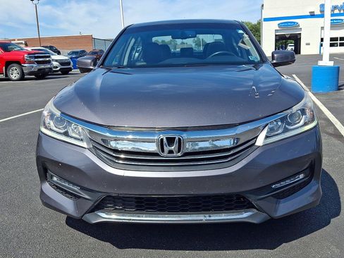 Used 2016 Honda Accord EX-L image 2