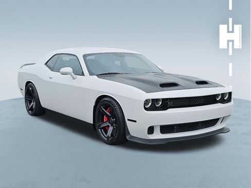 Used 2020 Dodge Challenger SRT Hellcat w/ Plus Package image 1