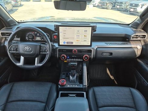 Used 2024 Toyota Tacoma TRD Off-Road w/ TRD Off Road Premium Package AWD/4WD image 18