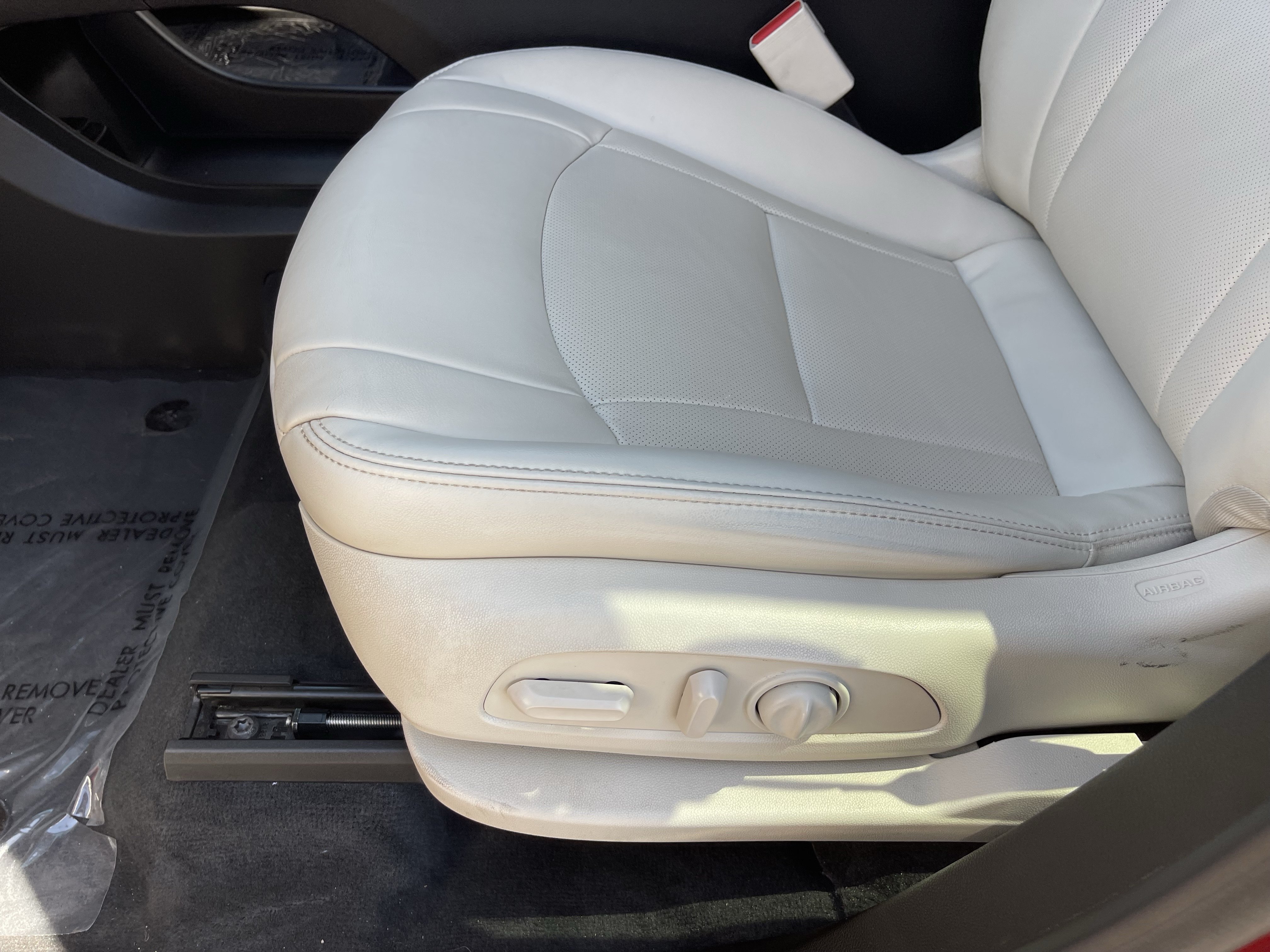 Used 2023 Buick Enclave Essence w/ Experience Buick Package FWD image 20
