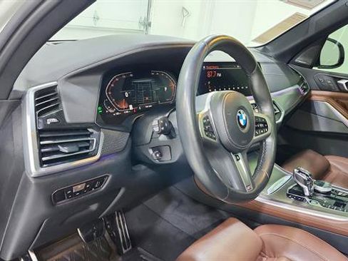 Used 2023 BMW X5 xDrive40i w/ Executive Package AWD/4WD image 11