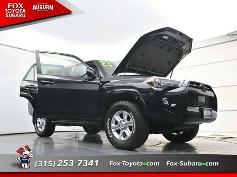 Used 2023 Toyota 4Runner SR5 Premium w/ Moonroof Package AWD/4WD image 38