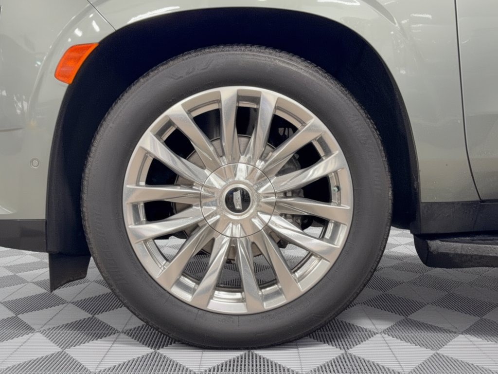 Certified 2023 Cadillac Escalade Premium Luxury w/ Performance Package AWD/4WD image 13