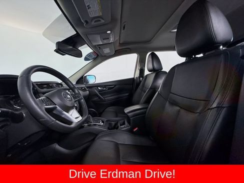 Used 2022 Nissan Rogue Sport SL w/ Premium Package AWD/4WD image 6