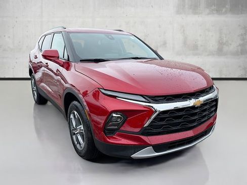 New 2026 Chevrolet Blazer LT w/ Convenience Package image 3