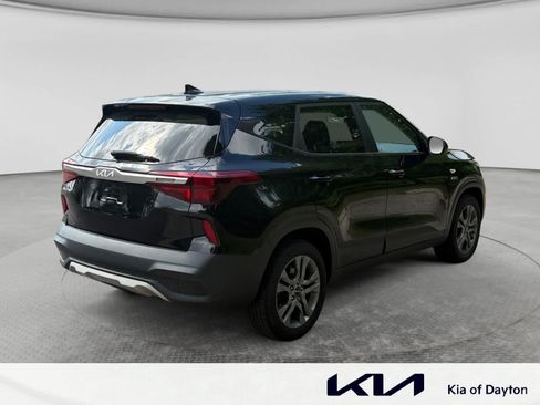 Used 2022 Kia Seltos LX AWD/4WD image 5