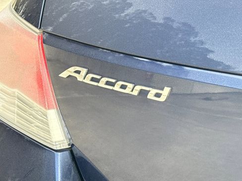 Used 2010 Honda Accord EX-L image 22